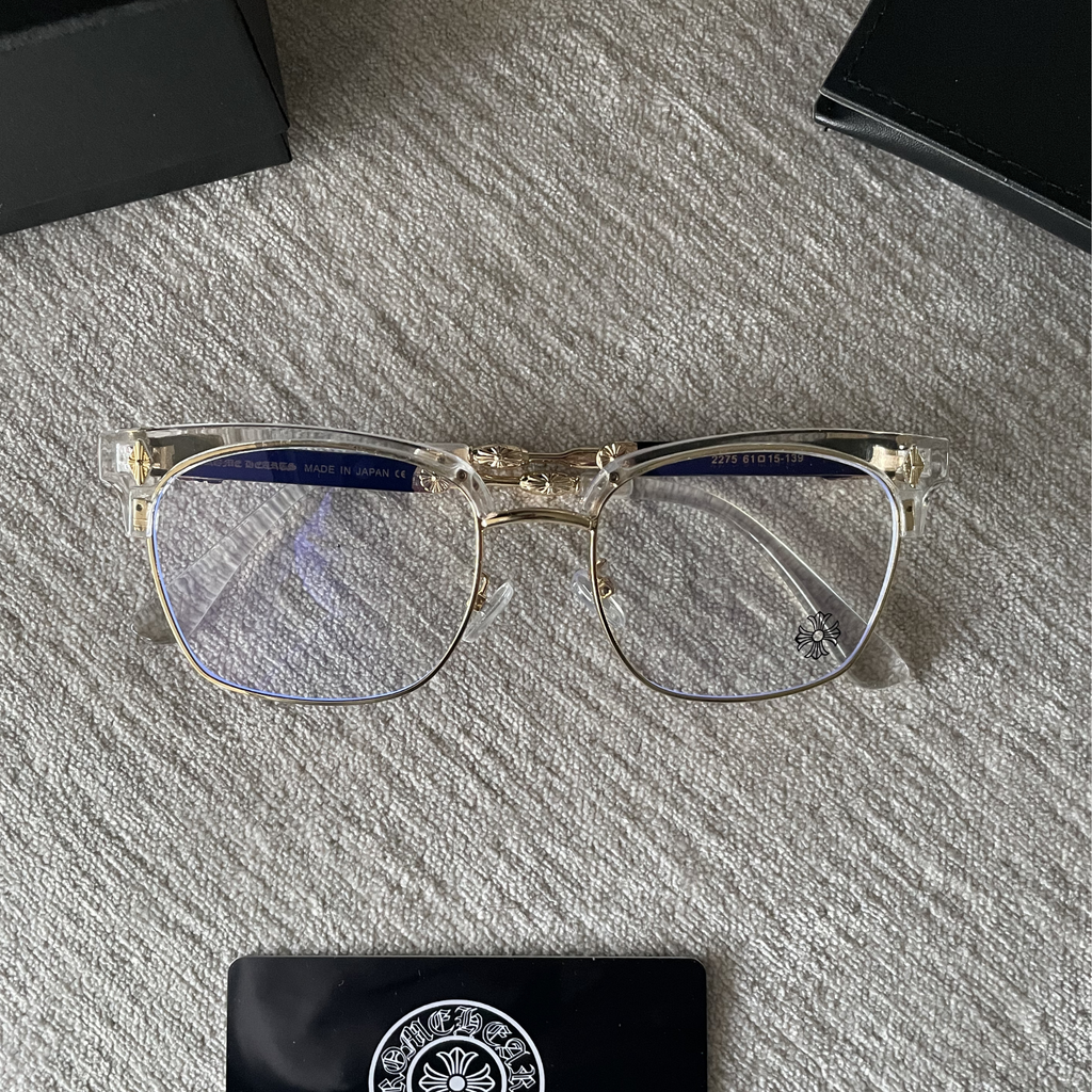 Rimless Bottom Chrome Heart Glasses – Clear & Gold Edition.